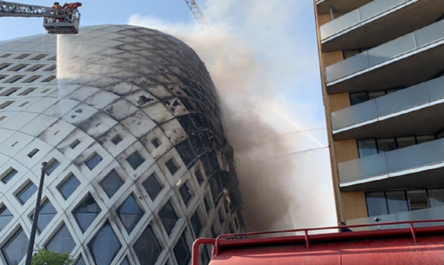 Landmark building in central Beirut catches fire