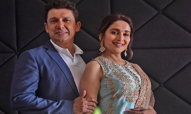 ‘All’s good when you are cooking together’ Madhuri Dixit & Shriram Nene enjoy cooking