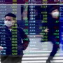 Asian Shares shake in Friday trading after US Tech stocks tumbled on Wall Street