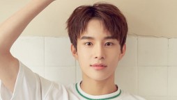 Fans support Jungwoo, denies allegations made by Kim Woojin