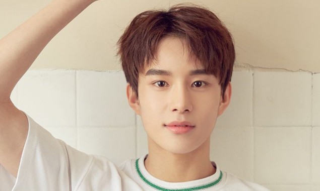 Fans support Jungwoo, denies allegations made by Kim Woojin