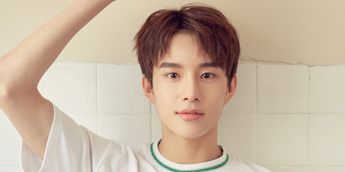 Fans support Jungwoo, denies allegations made by Kim Woojin