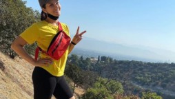 Sunny Leone Walks 14km, Shares Picture on Instagram