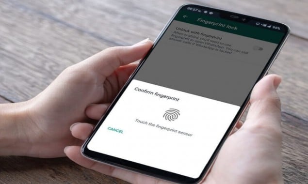 WhatsApp fingerprint