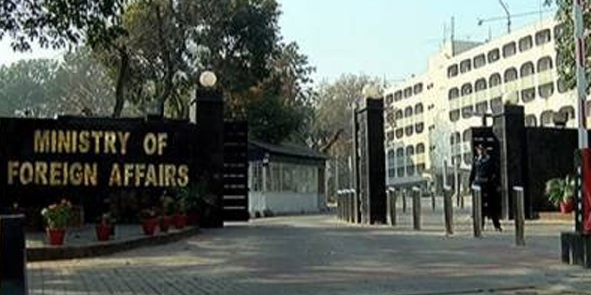 Pakistan lambastes French paper over reprint of offensive caricature