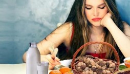 Know How You Can Fight Depression With Good Food