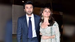 Ranbir Kapoor, Alia Bhatt enjoy dancing on Nazia Hassan's ‘Aap Jesa Koi’