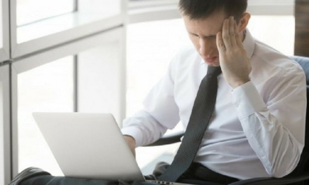 Tips to deal with migraines at work