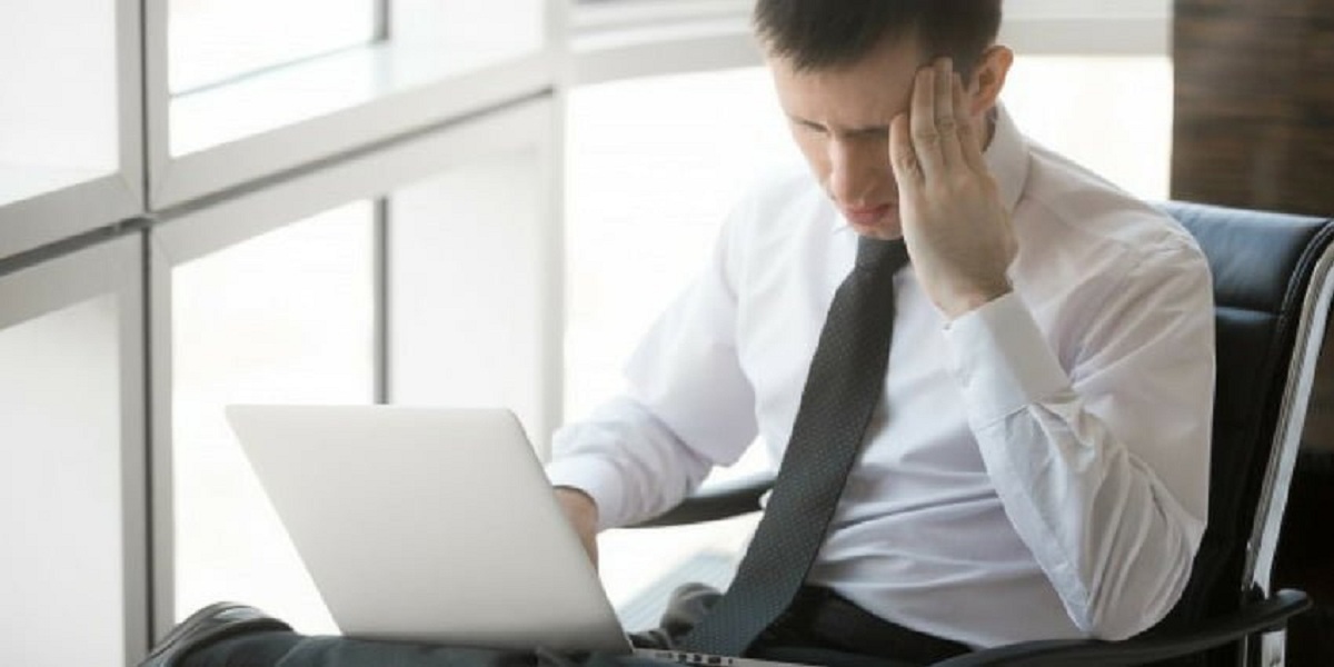 Tips to deal with migraines at work