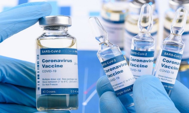 COVID-19 vaccine doses may be available by early Nov 2020: US