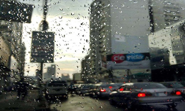 light rain in Karachi decreases temperature