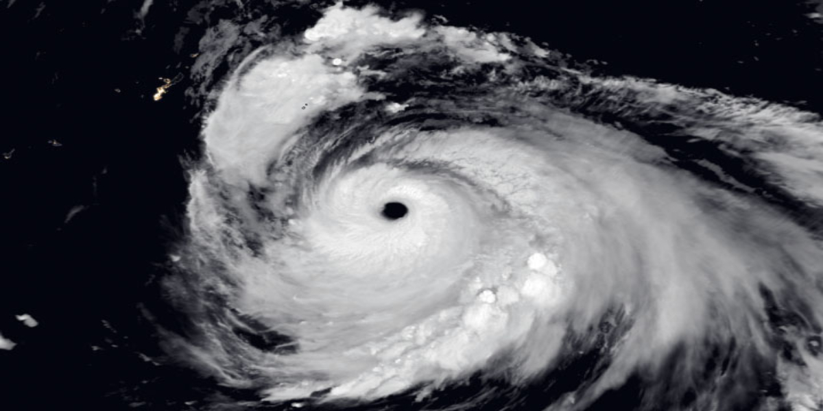 Haishen: Typhoon heads to South Korea after slamming Japan