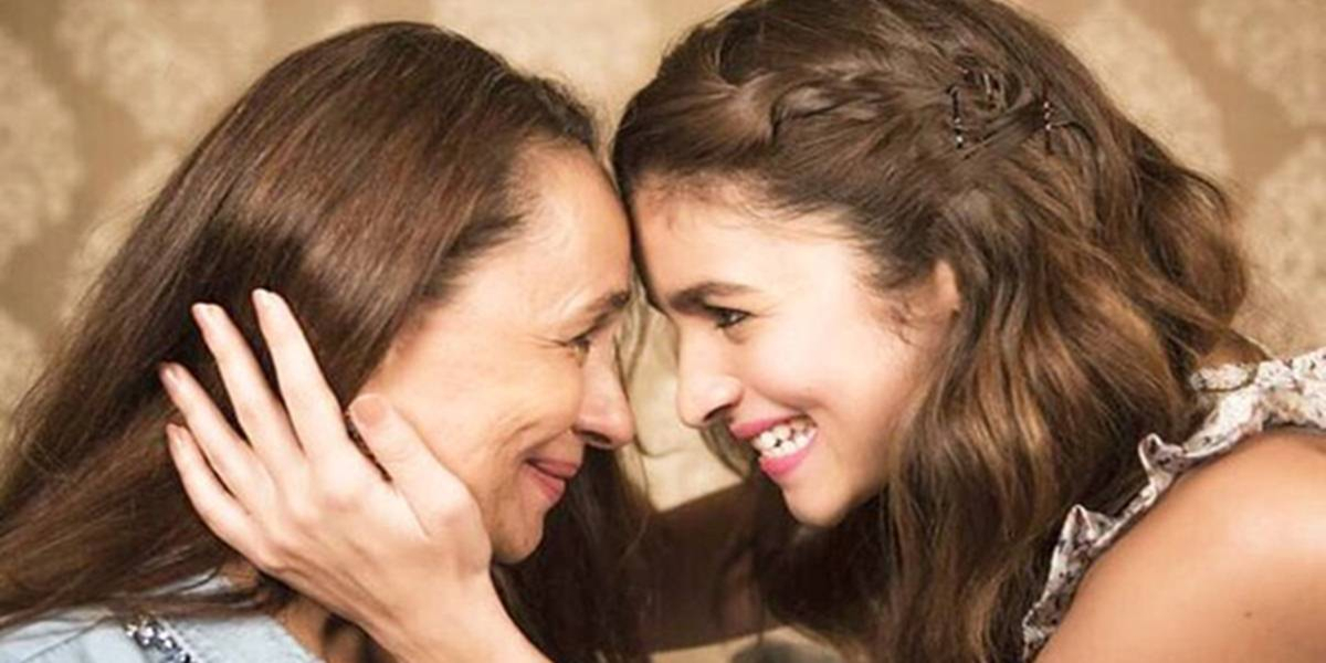 Alia Bhatt with mother