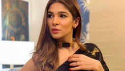 Ayesha Omar steals the show with chic, funky look