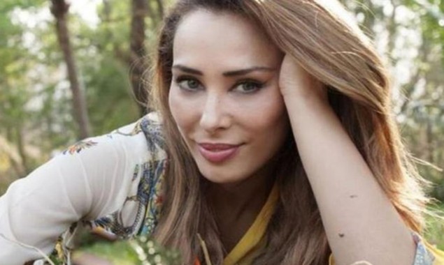 Iulia Vantur rides Salman Khan's favorite horse