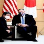 Japan has no plan to join US in banning Chinese firms
