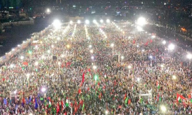 PDM Karachi Jalsa: Opposition leaders, attendees ignore following SOPs