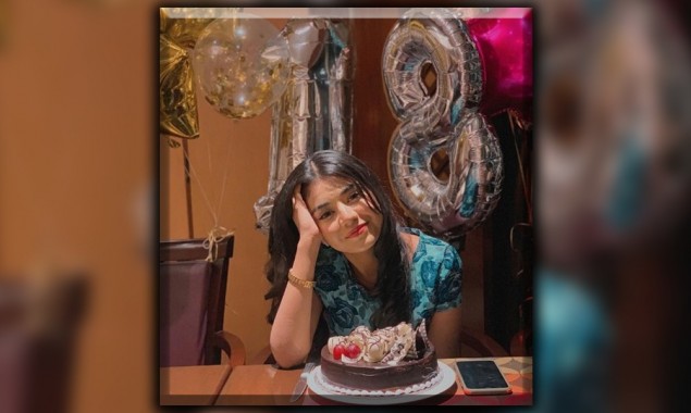 Areeka Haq turns 18, shares birthday pictures