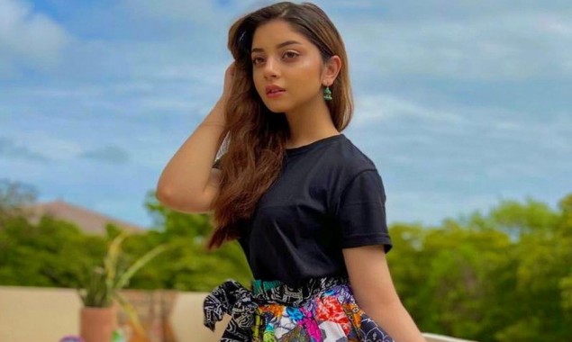 Alizeh Shah looks adorable in new pictures