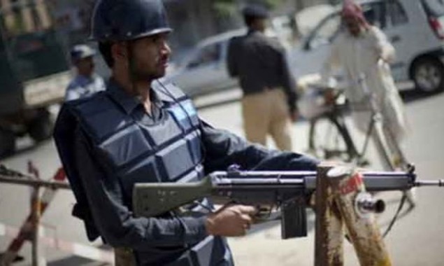 Karachi security alert