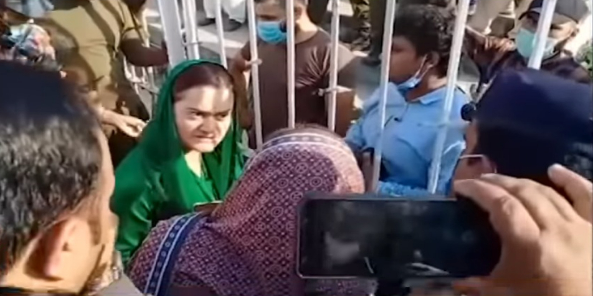 PDM Gujranwala Jalsa: Maryam Aurangzeb Lashes Out At Policemen