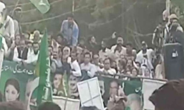 PML-N’s Protest: Stage Collapses During Saad Rafique’s Speech