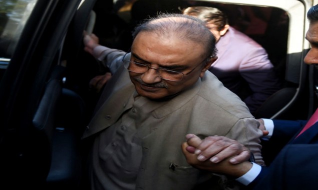 SC allows transfer of graft cases against Zardari to Karachi NAB Court