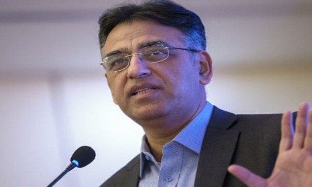 Asad Umar claims Zardari-era would soon end in Sindh; eyes PTI rule