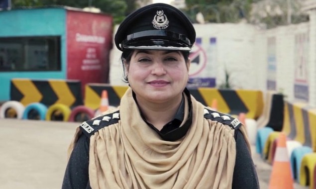 DSP Aneela Naz appointed first female traffic police officer in KP