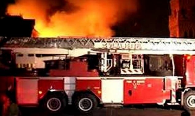 Fire breaks out in godown in Karachi’s Shershah area