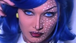 Bella Hadid’s Halloween outfit: a Lichtenstein painting