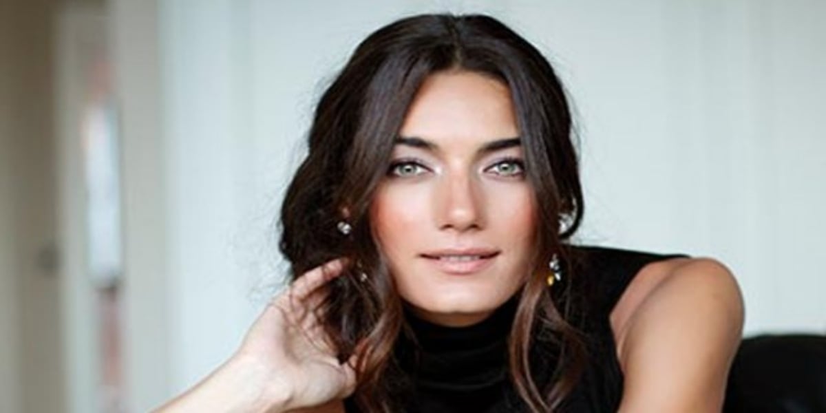 Hande Subasi not happy with Pakistani fans