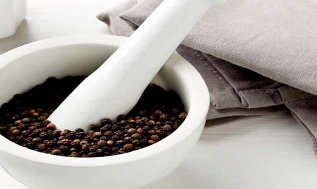 Benefits Peppercorn Scrub