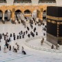 Makkah Grand Mosque gets ready to receive Umrah pilgrims