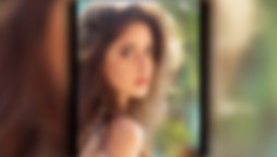 Sajal Aly shares new picture, fans pour love
