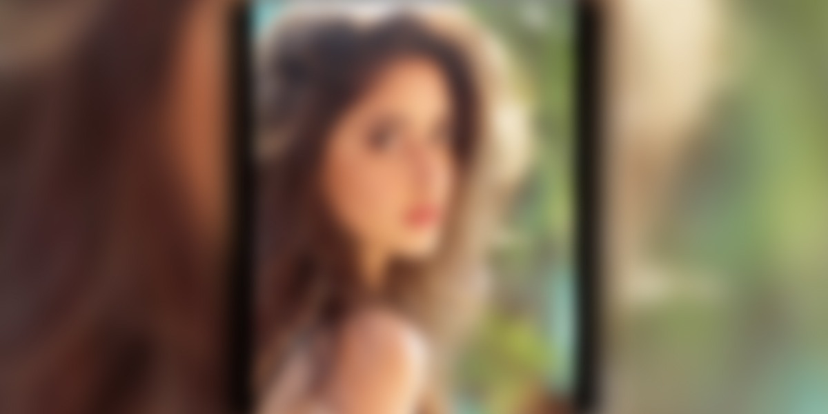 Sajal Aly photo
