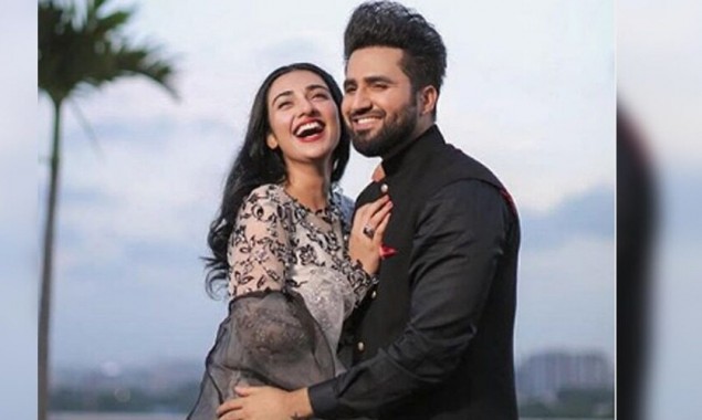 Singer Falak Shabir Showers his love For wife Sara khan