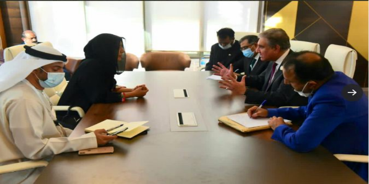FM Raises Issue Of Visas In Meeting With His Emirati Counterpart