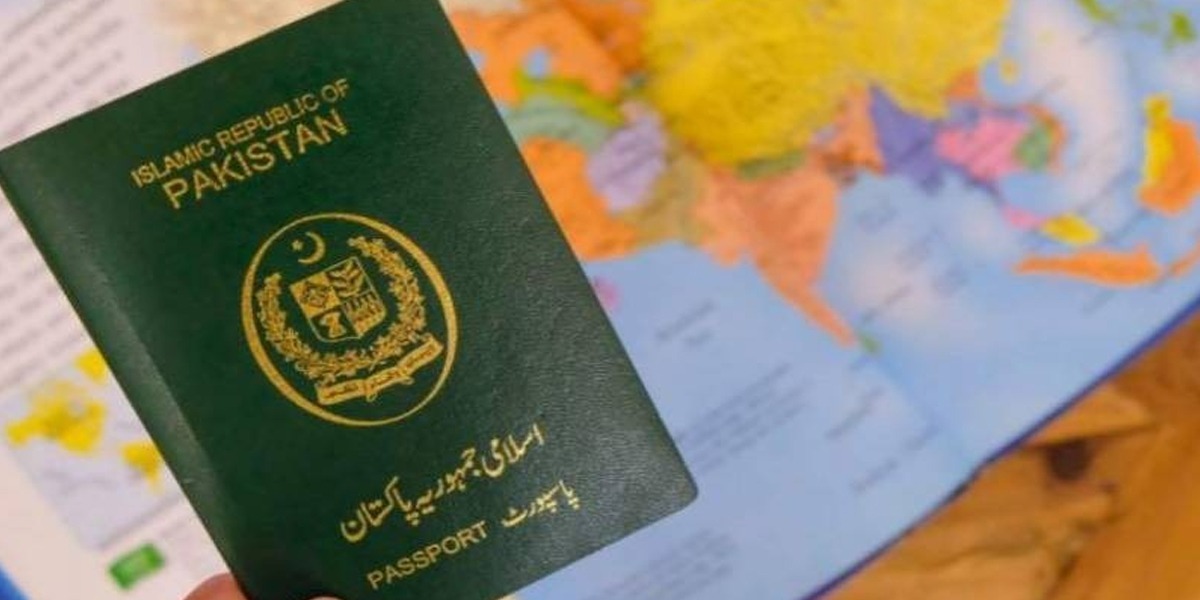 UAE Suspends Visitor Visas For 12 Countries, Including Pakistan