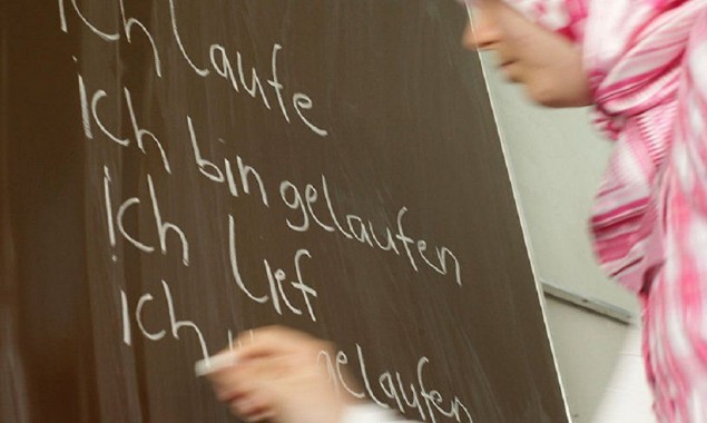 Austria court overturns primary school headscarf ban