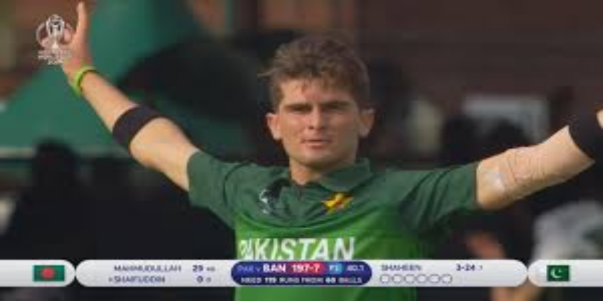 Lahore Qalandars coach Aaqib Javed has exposed that star pacer Shaheen Afridi has a very weak eyesight that had gone unnoticed until the start of his professional career.