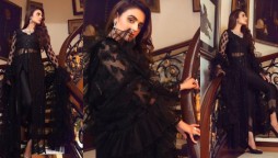 Hira Mani looks breathtakingly gorgeous wearing an all-black attire