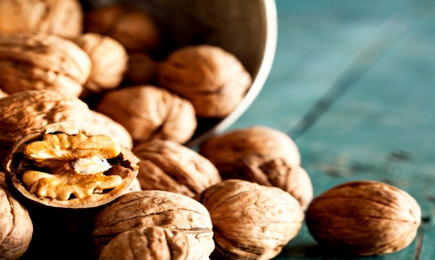 Eat Walnuts to control your blood pressure