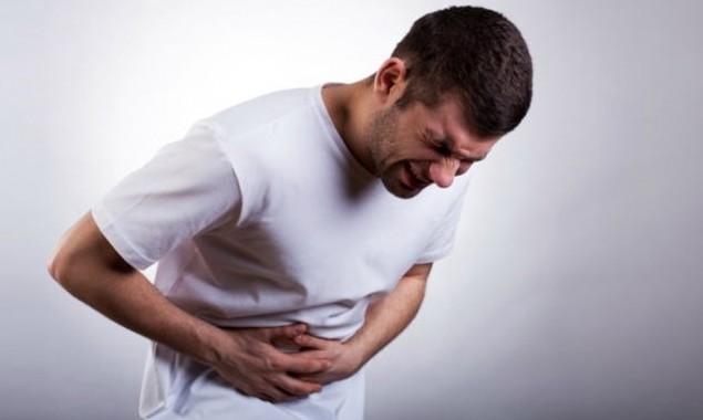 Few effective home remedies to prevent acidity & heartburn