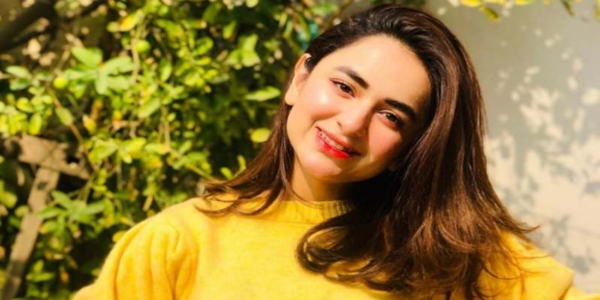 Yumna Zaidi singing