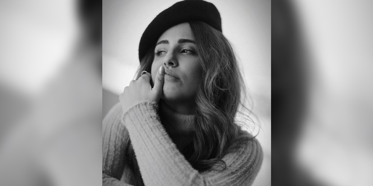 Ushna Shah Looks Smokey In Her Recent Photos on Instagram