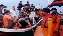 Sriwijaya Air plane: Wreckage and human remains pulled from crash site