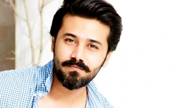 Actor Ali Abbas tests positive for COVID-19; urges fans for sincere prayers