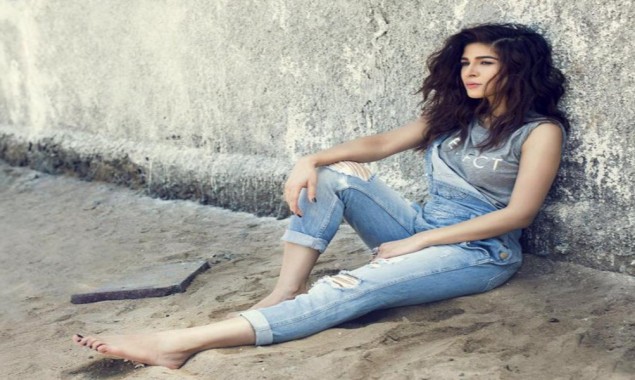 Ayesha Omar schools troll policing on her choice of clothing