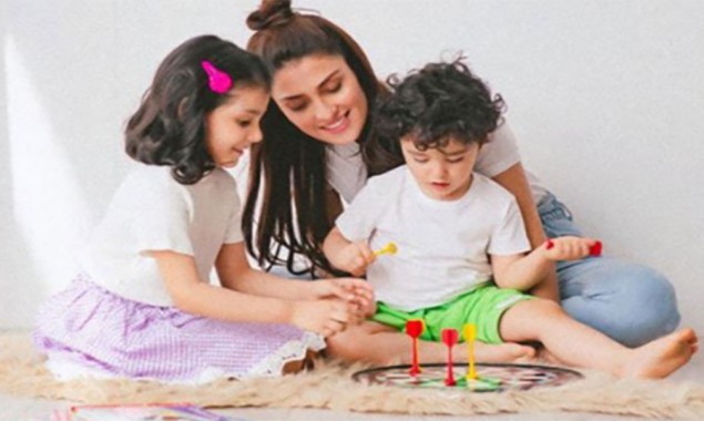 Fans just can’t take their eyes off from Ayeza Khan’s adorable kids